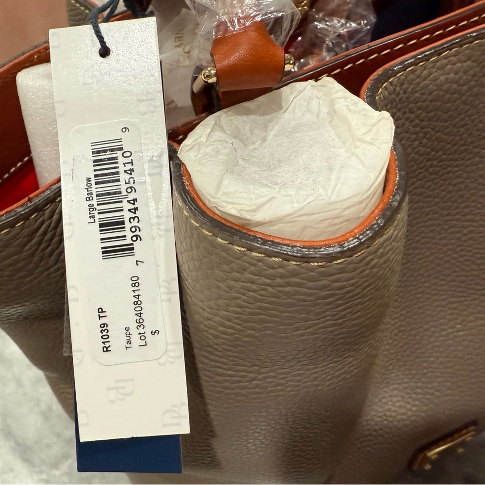 Dooney & Bourke Large Barlow Purse - Picture 10 of 13
